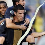 le toux torres jumps on back