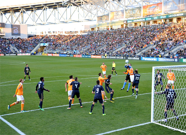 Photo by Earl Gardner