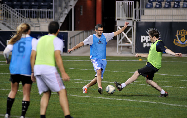 Photo by Earl Gardner