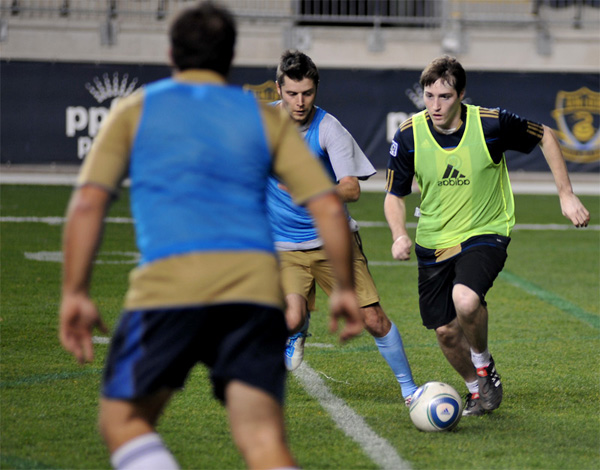 Photo by Earl Gardner