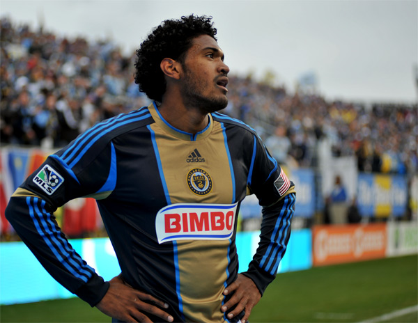 Photo By Earl Gardner