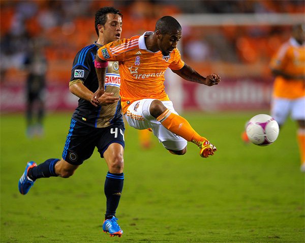 Photo by Earl Gardner