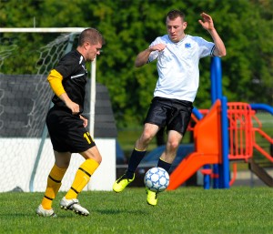 Photo by Earl Gardner