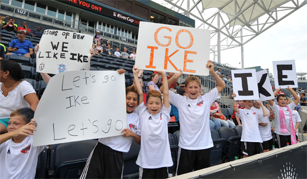 Photo by Earl Gardner