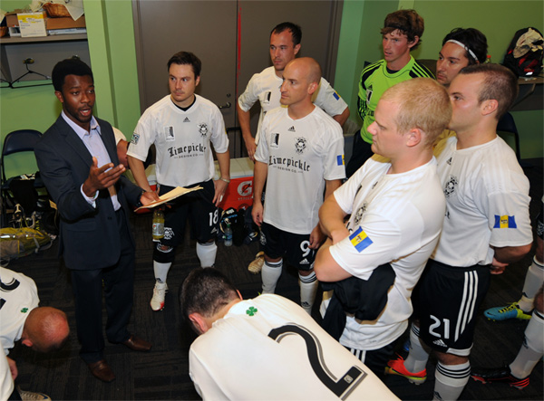 Photo by Earl Gardner