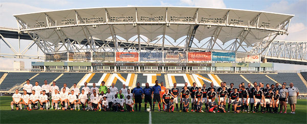 Photo by Earl Gardner