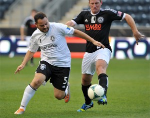 Photo by Earl Gardner