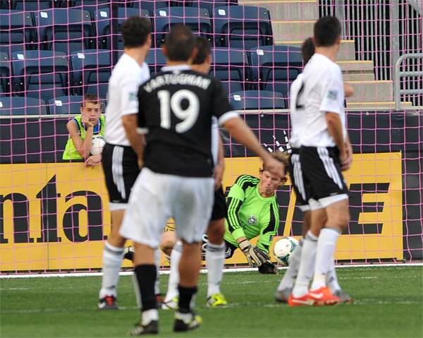 Photo by Earl Gardner