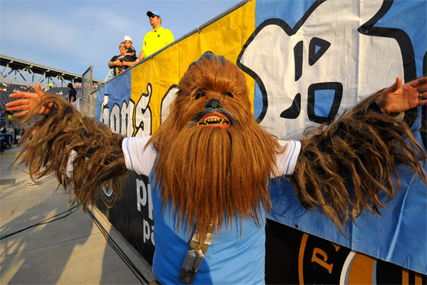 Photo by Earl Gardner