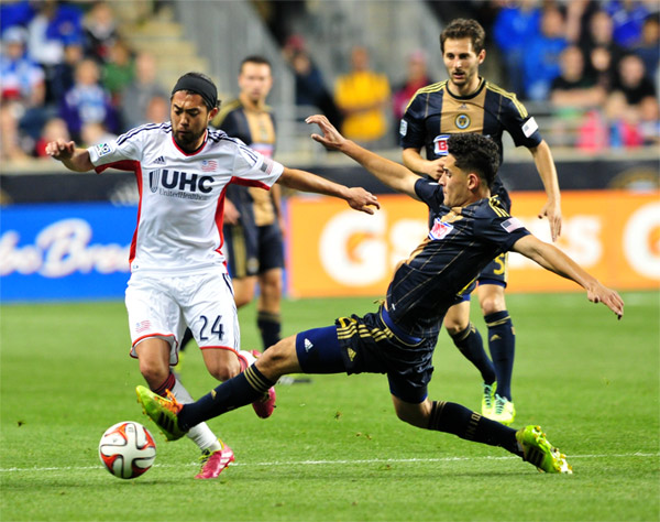 Photo by Earl Gardner