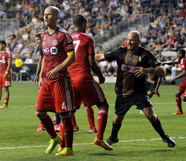 Photo by Earl Gardner