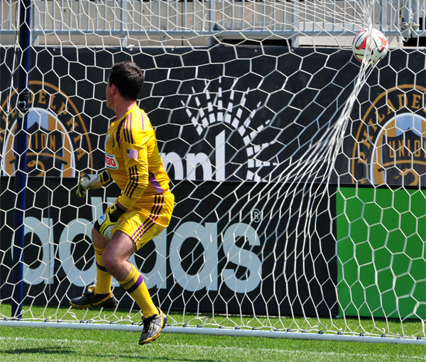 Photo by Earl Gardner