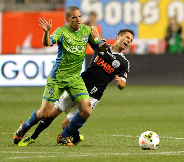 Photo by Earl Gardner