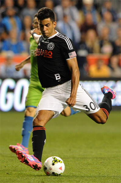 Photo by Earl Gardner