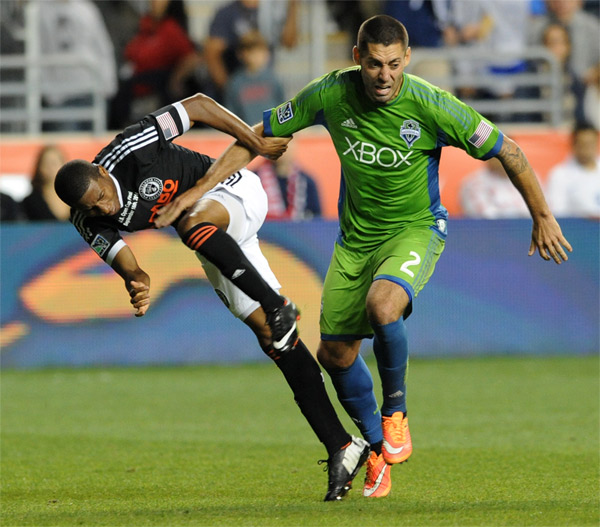 Photo by Earl Gardner