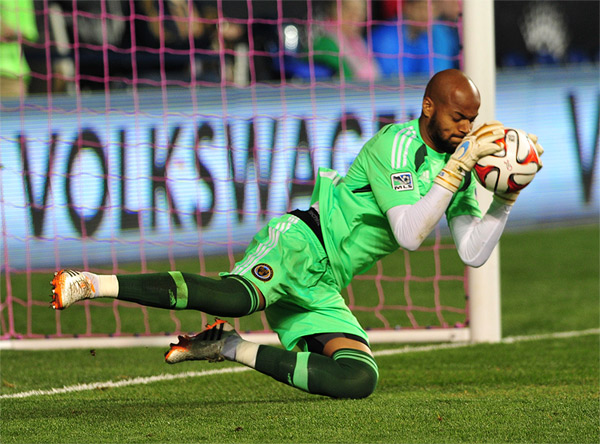 Photo by Earl Gardner