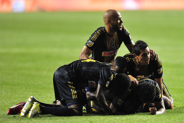 Photo by Earl Gardner