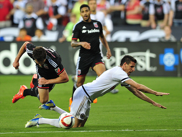 Photo by Earl Gardner