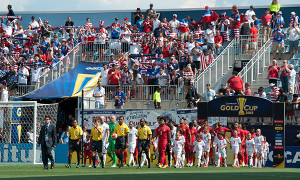 Photo by Earl Gardner