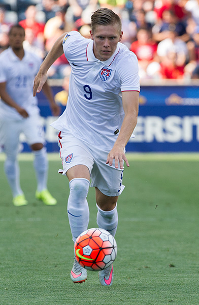 Photo by Earl Gardner