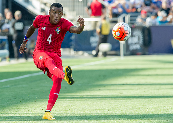 Photo by Earl Gardner