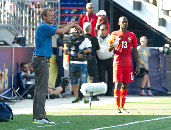 Photo by Earl Gardner