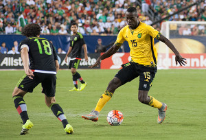 Photo by Earl Gardner