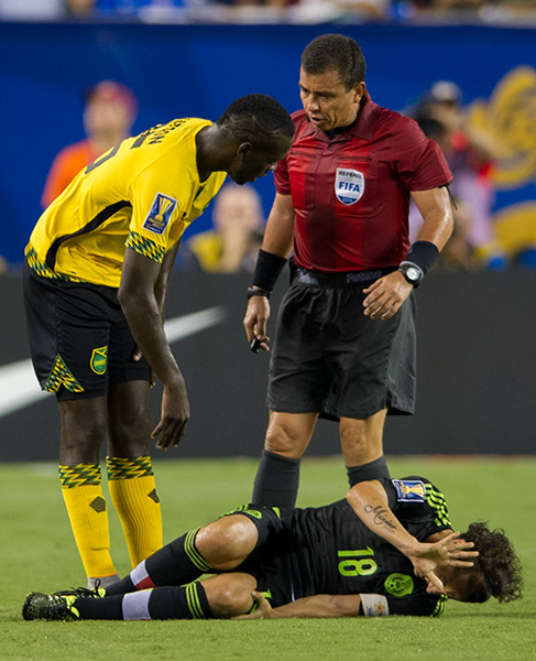 Photo by Earl Gardner