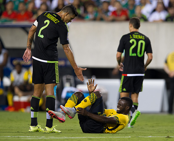 Photo by Earl Gardner