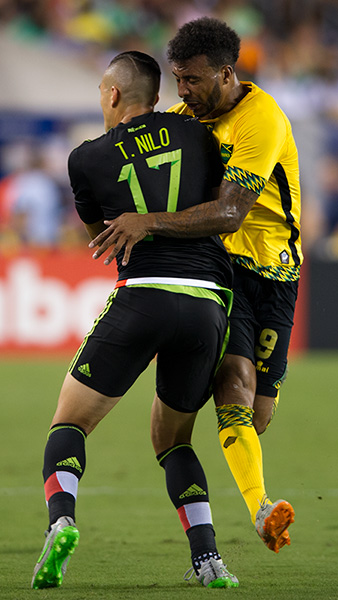 Photo by Earl Gardner