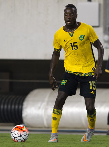 Photo by Earl Gardner