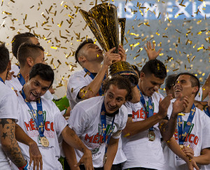 Photo by Earl Gardner