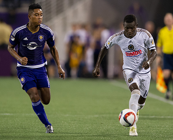 Photo by Earl Gardner