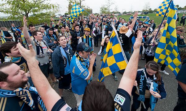 Photo by Earl Gardner