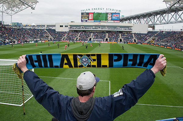 Photo by Earl Gardner