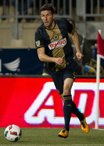 Photo by Earl Gardner