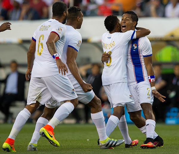 Photo by Earl Gardner