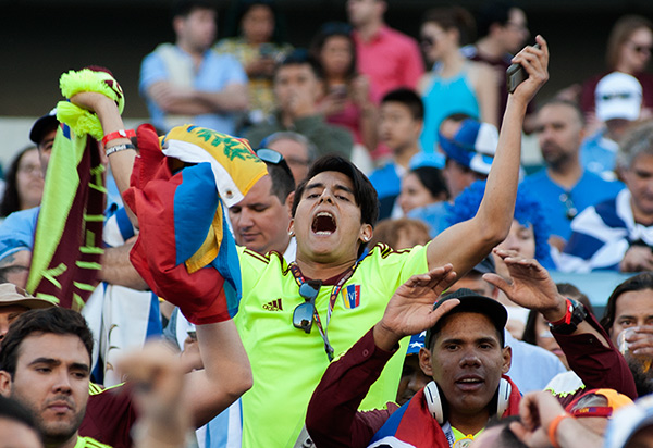 Photo by Earl Gardner