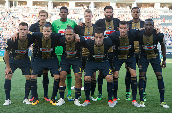 Photo by Earl Gardner