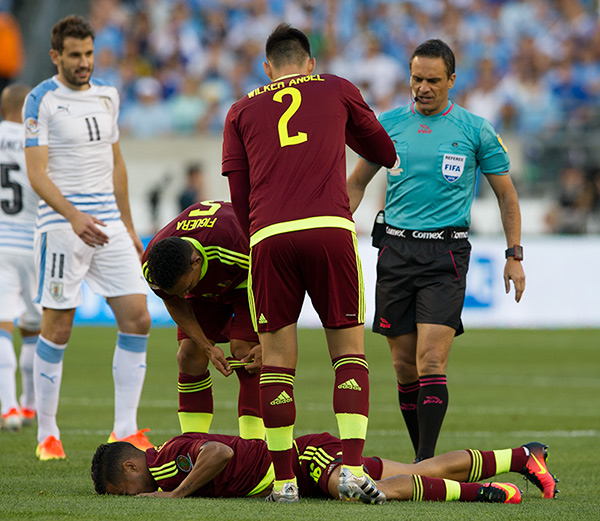 Photo by Earl Gardner