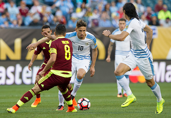 Photo by Earl Gardner