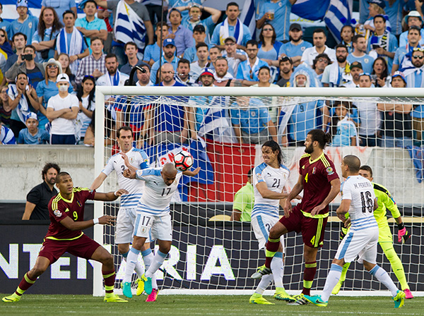 Photo by Earl Gardner