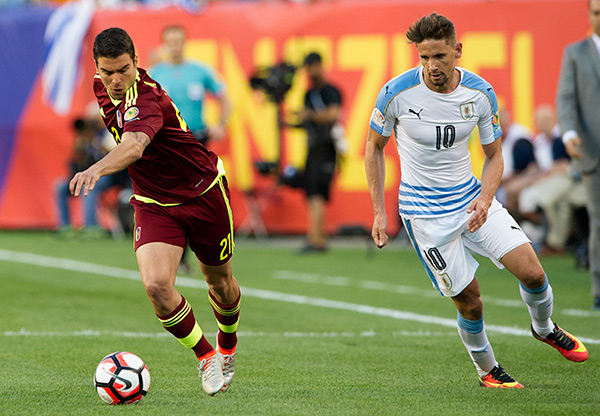 Photo by Earl Gardner