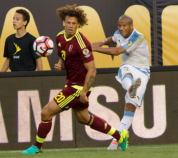 Photo by Earl Gardner