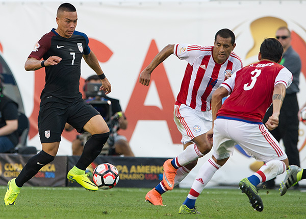 Photo by Earl Gardner