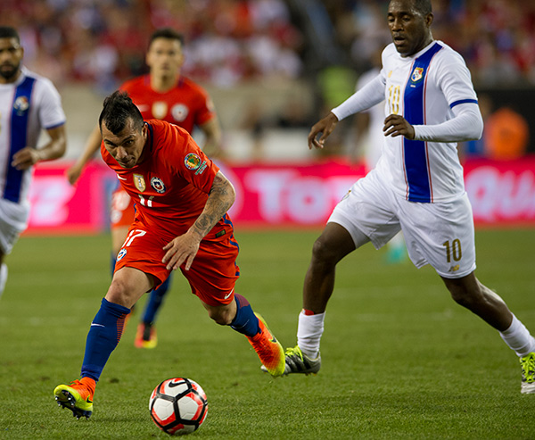 Photo by Earl Gardner