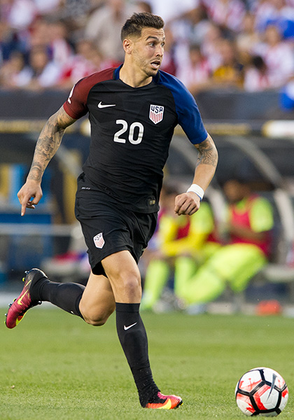 Photo by Earl Gardner