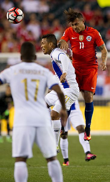 Photo by Earl Gardner