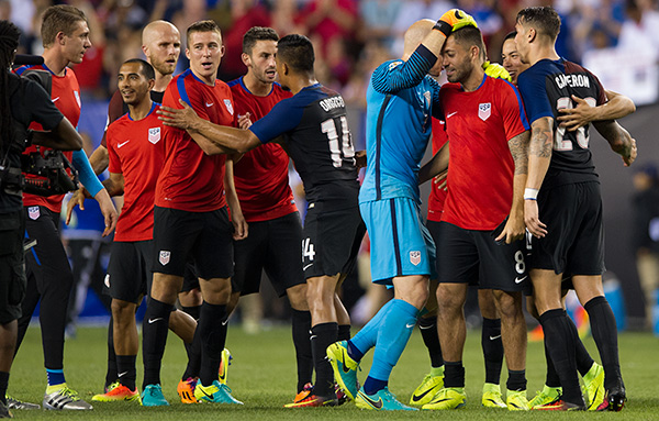 Photo by Earl Gardner