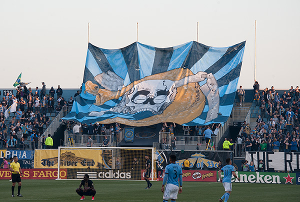 Photo by Earl Gardner